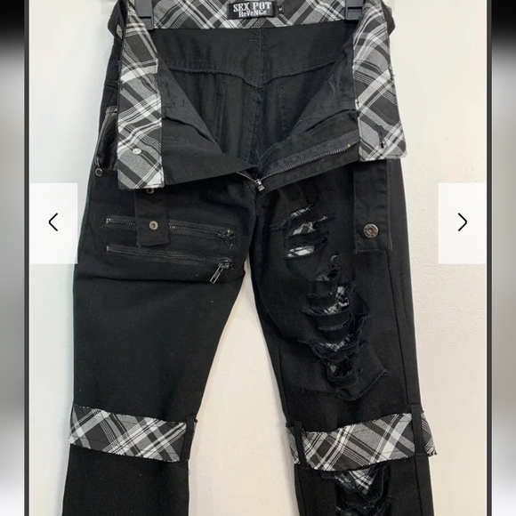 Sex Pot Revenge Japanese Studded Leather Edgy Black Women's Jeans with Studs - Picture 11 of 14